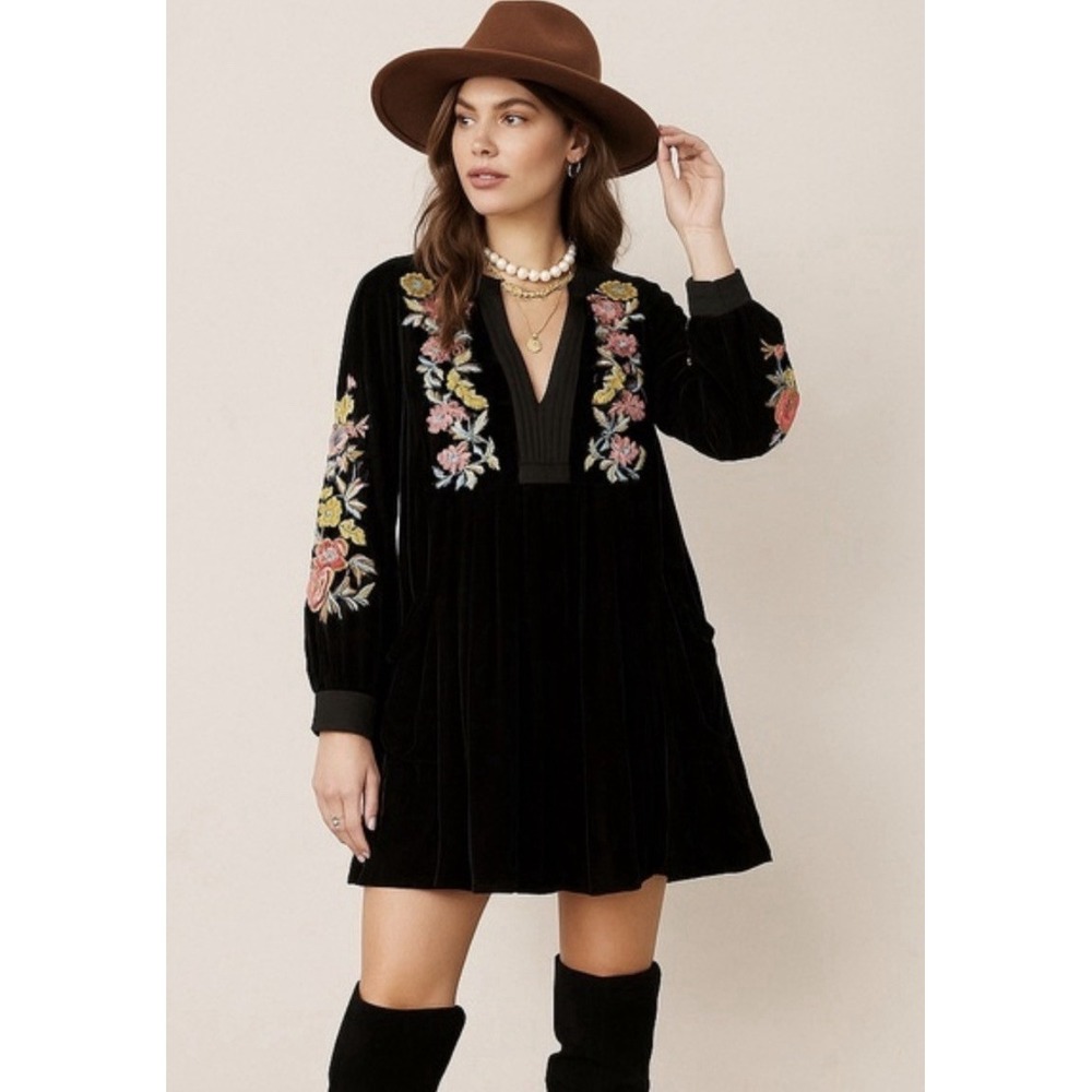 Free People Mia Velvet Embroidered Dress S Boho Festival Tunic Mini Black Floral
